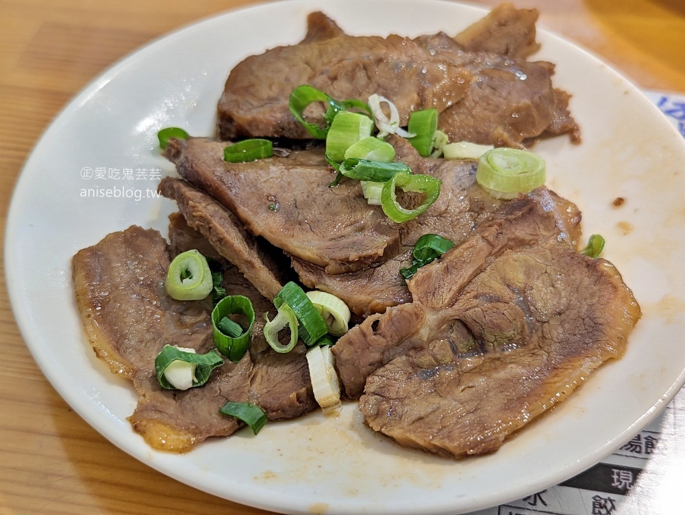 海天香餃，萬華龍山寺站美食老店(姊姊食記)