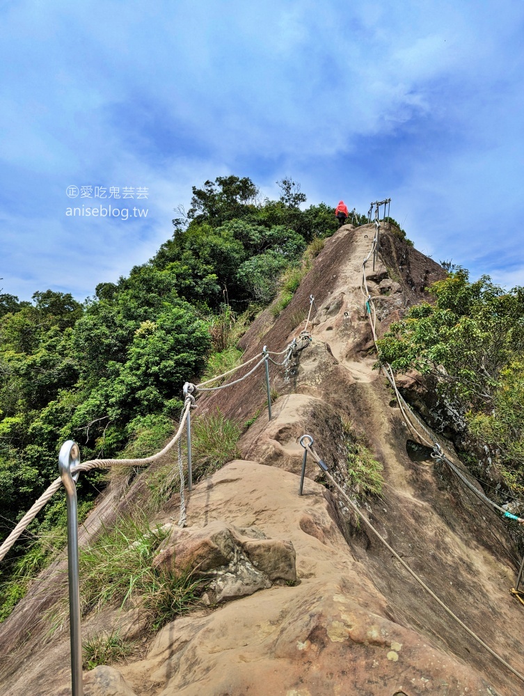 五寮尖登山步道，要手腳並用的拉繩攀岩路線，新北三峽景點(姊姊遊記)