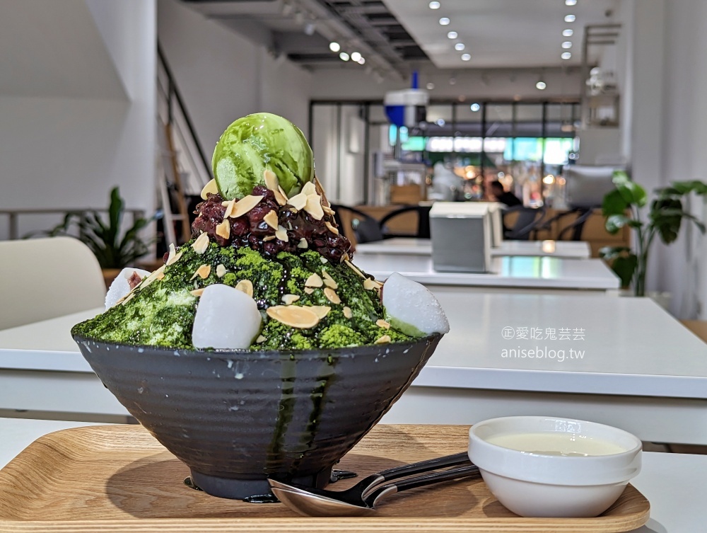 那間賣冰的咖啡店Blue Lamp Cafe，隱身林口市場的韓式雪冰(姊姊食記)