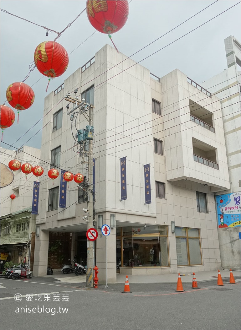 嘉義文化路夜市旁晨光飯店ML HOTEL，平價乾淨位置絕佳 (有停車位)