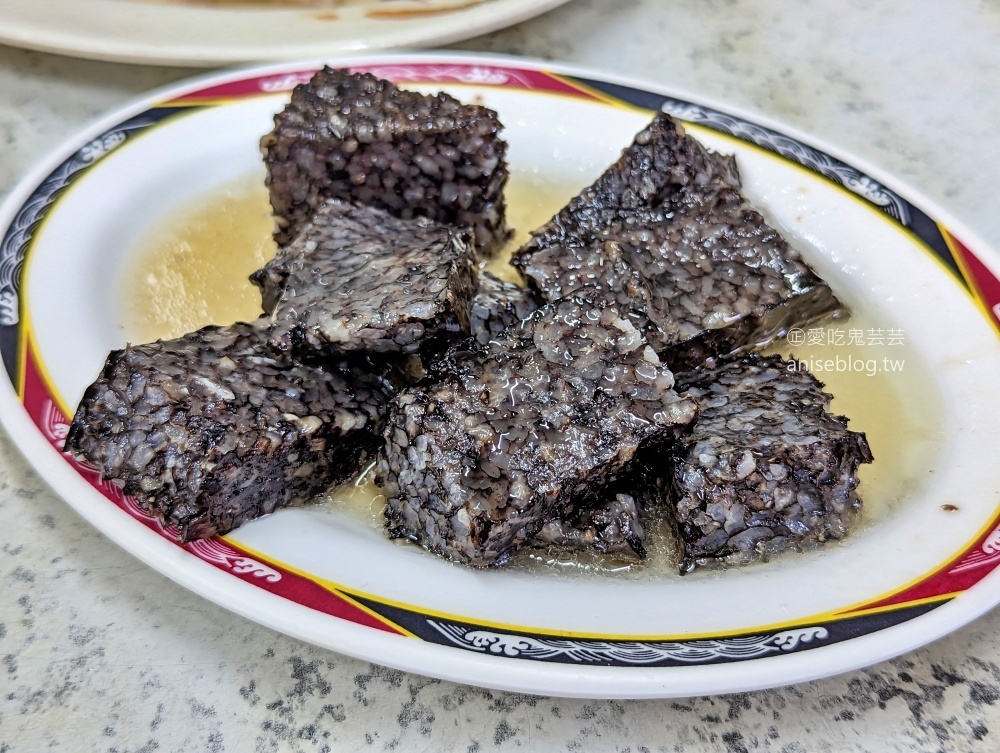 三姐鵝肉，還沒營業就排隊的萬華巷弄隱藏美食(姊姊食記)