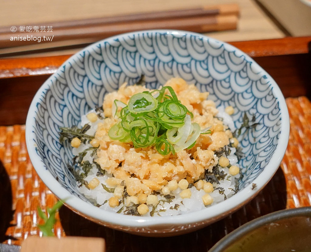 有吉豐盛丼專門店，一次吃八種口味，大吉啦！😍