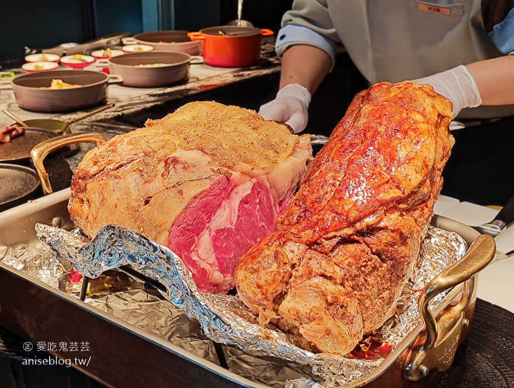 饗 A JOY ，全台最奢華、101高樓層景觀自助餐吃到飽，朋友笑稱我挑戰最賠錢吃法？