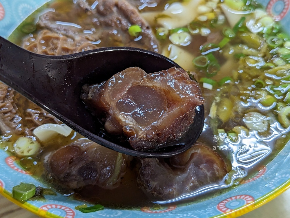 老眷村川味牛肉麵，宜蘭人氣美食(姊姊食記)