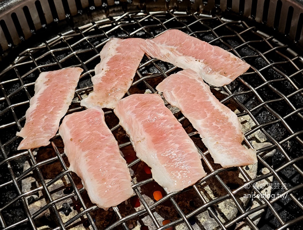 森森燒肉春日店，慶祝父親節吃大餐嘍！(文末菜單)