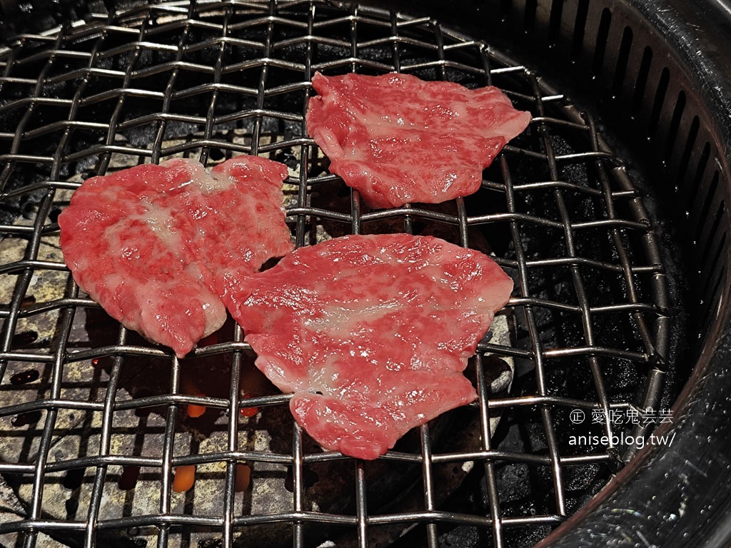 森森燒肉春日店，慶祝父親節吃大餐嘍！(文末菜單)