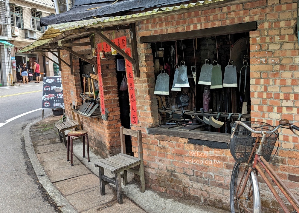 海山餅店，招牌寒天布丁蛋糕，雙溪車站美食(姊姊食記)