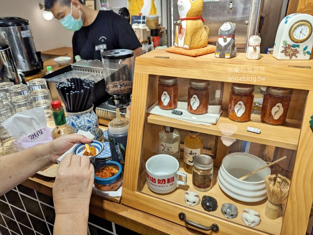 穗月朝食，網美風也可以有美味蛋餅，捷運龍山寺站美食(姊姊食記)