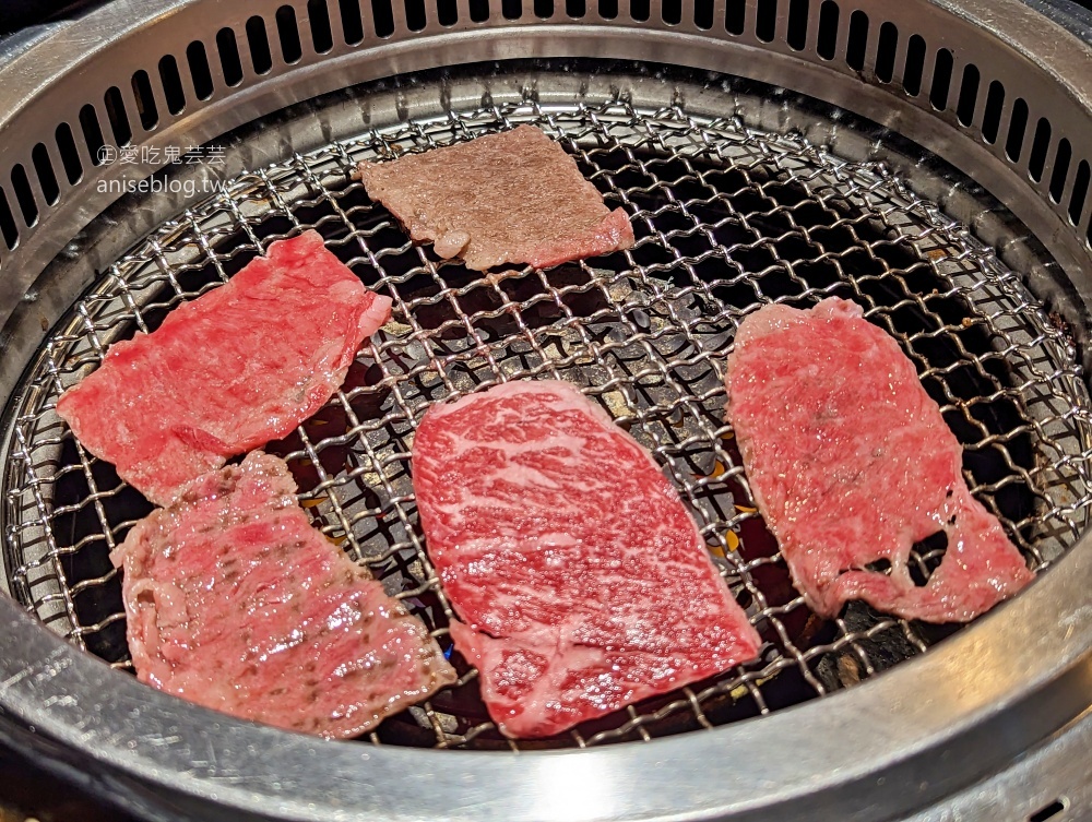 柏克金燒肉屋，我們家的中秋節烤肉大餐(姊姊食記)