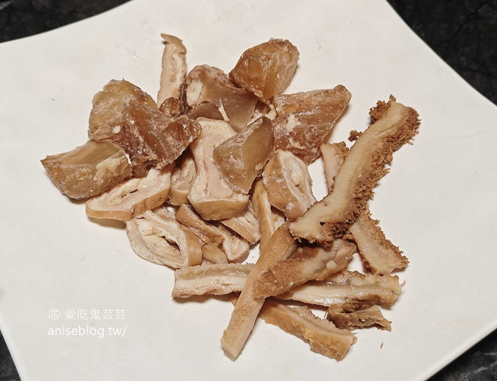 石撈麻辣鍋，台北麻辣火鍋吃到飽界裡，牛小排最優~👍