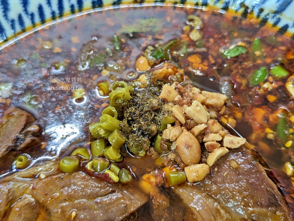 康康小廚，酸辣過癮的川味麵食館，捷運頂溪站美食(姊姊食記)