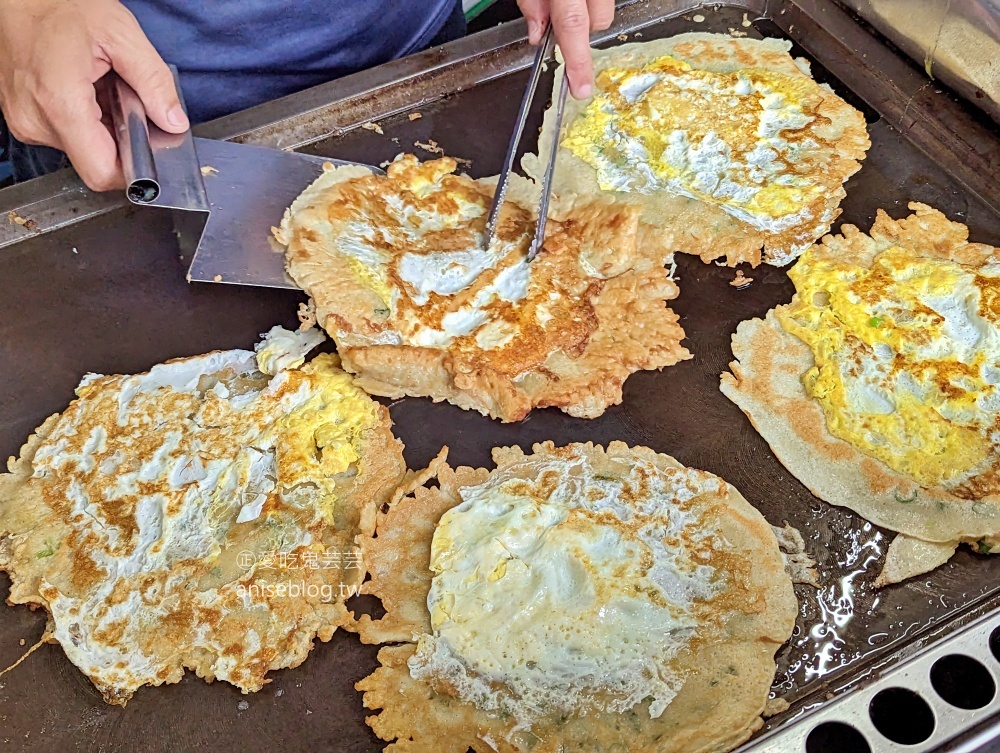 日隆早點，軟中帶Q的粉漿蛋餅是招牌，桃園美食(姊姊食記) @愛吃鬼芸芸