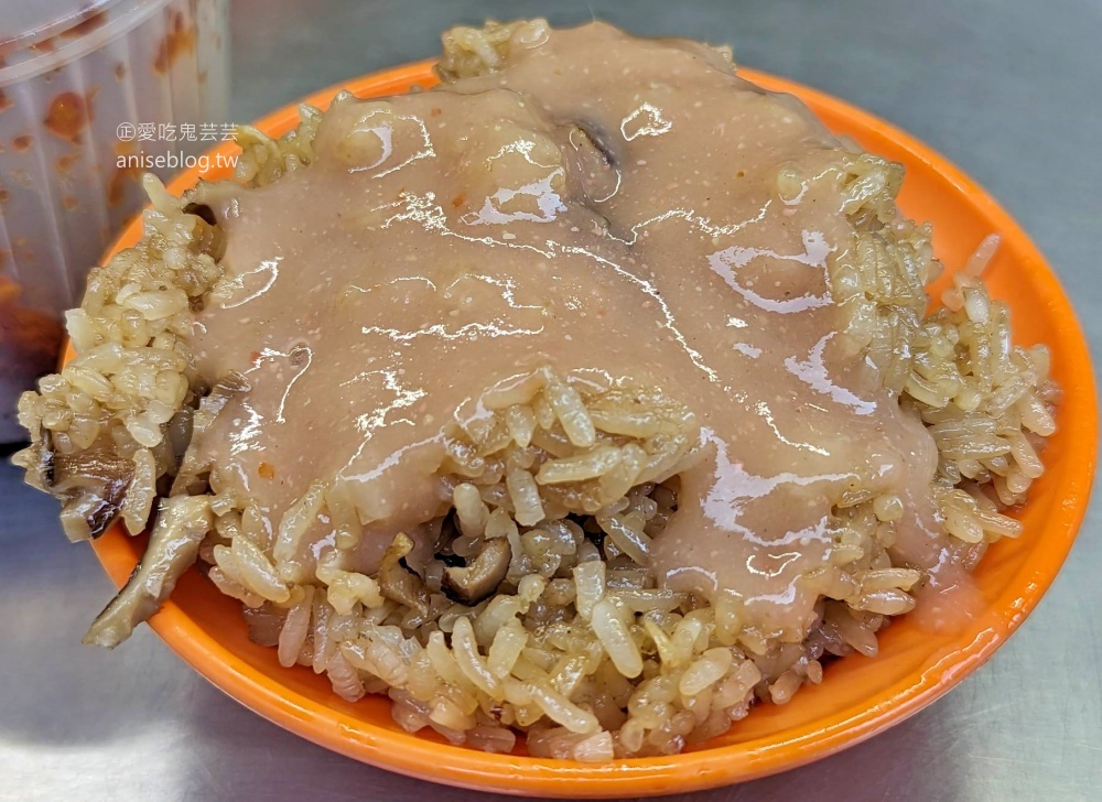 三條路油飯排骨酥湯，萬華環南市場宵夜限定美食(姊姊食記)