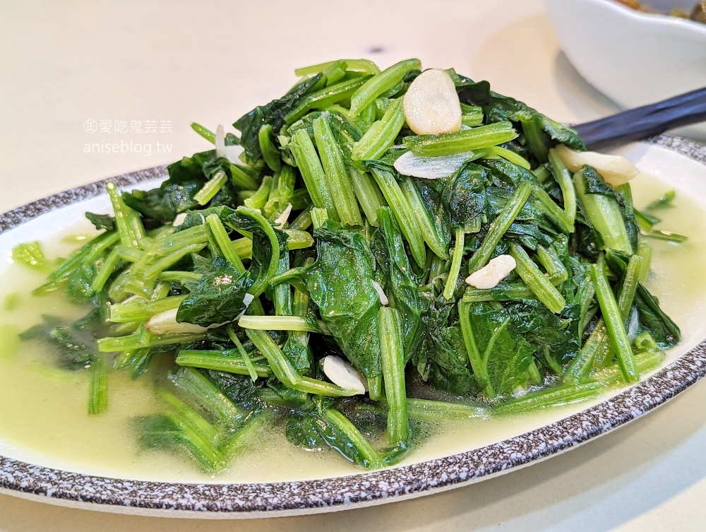 漁家鄉海鮮餐廳，花蟹正肥美，北海岸萬里龜吼漁港美食(姊姊食記)