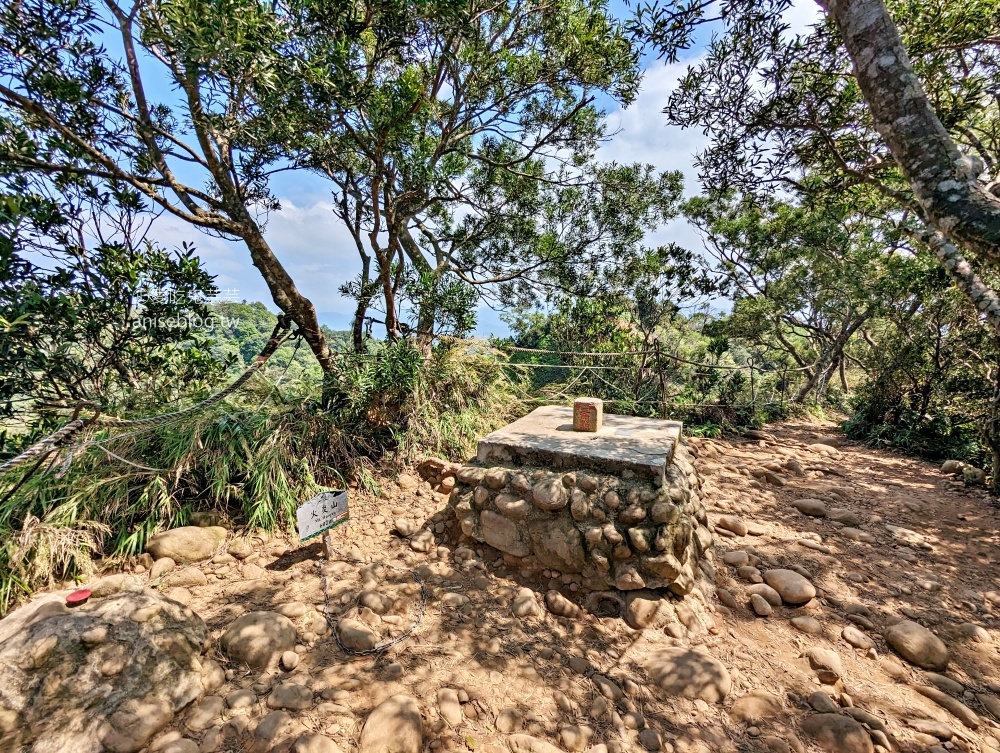 火炎山北鞍線環狀步道，苗栗也可以欣賞大峽谷地形(姊姊遊記)