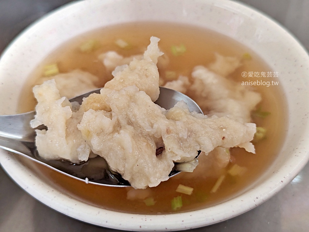 台灣小吃旗魚麵線旗魚湯，基隆東岸基隆塔美食(姊姊食記)