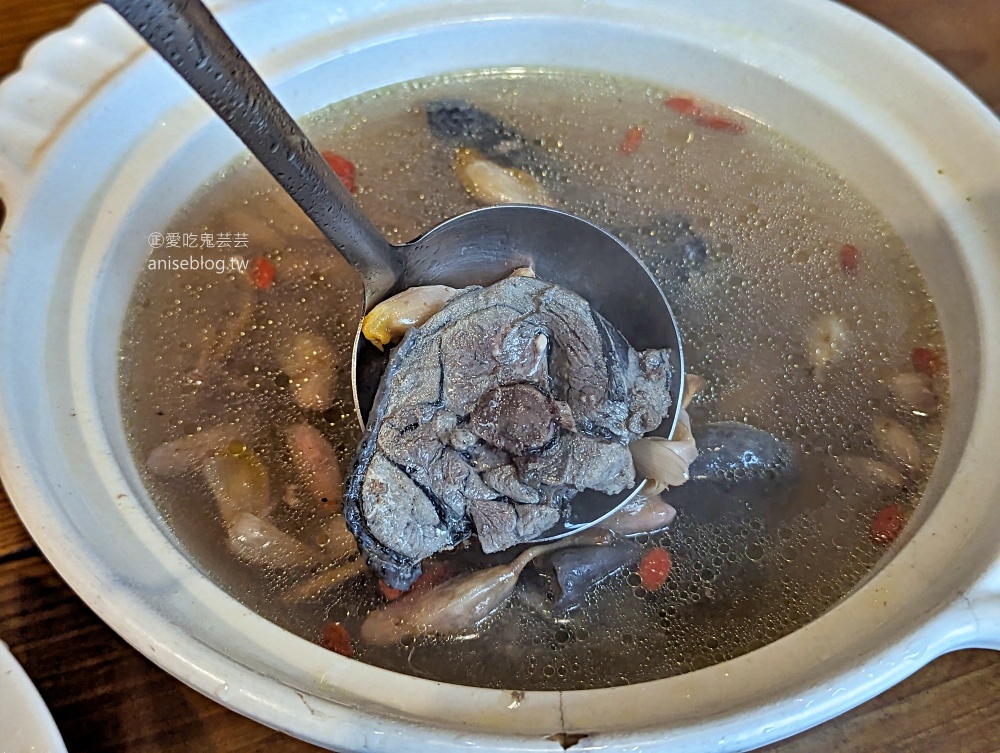 芳裕農場，盡享山林綠意與美味的山產野菜料理，基隆美食(姊姊食記)