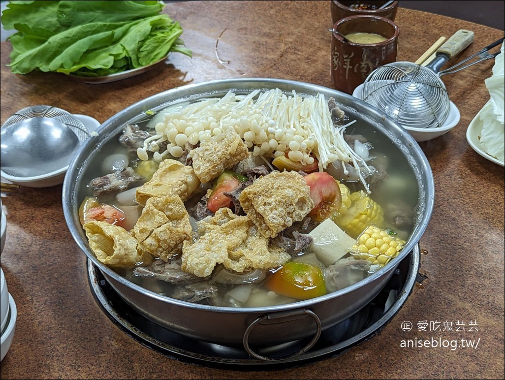 江家羊肉爐，全台灣最難訂的溫體羊肉爐，幾乎吃不到羊羶味！