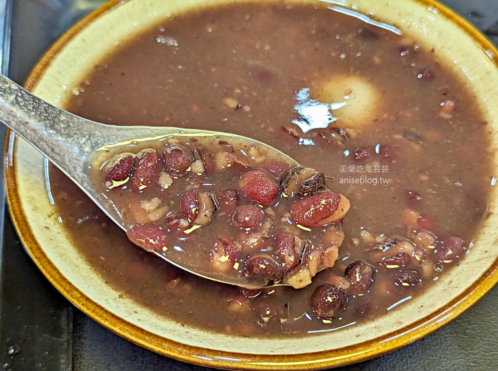 冰霖古早味豆花，台北湯圓冰品甜湯，寧夏夜市美食(姊姊食記)