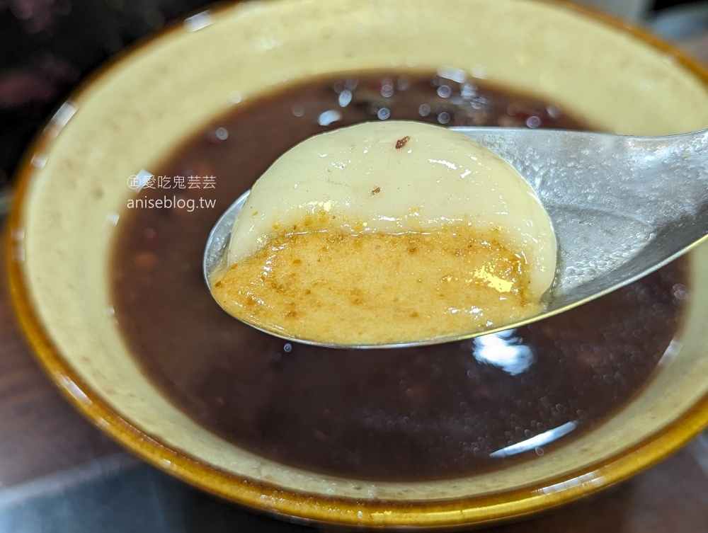 冰霖古早味豆花，台北湯圓冰品甜湯，寧夏夜市美食(姊姊食記)