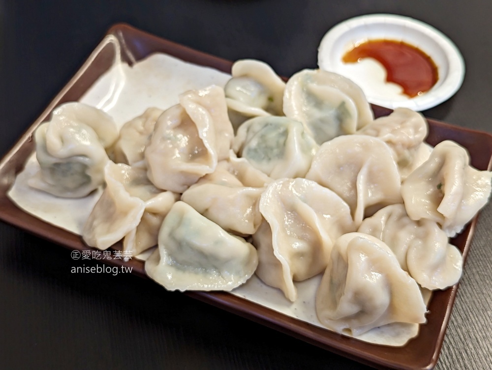 牛膳坊，在夢幻水族箱旁吃牛肉麵，基隆塔下覓食好去處(姊姊食記)