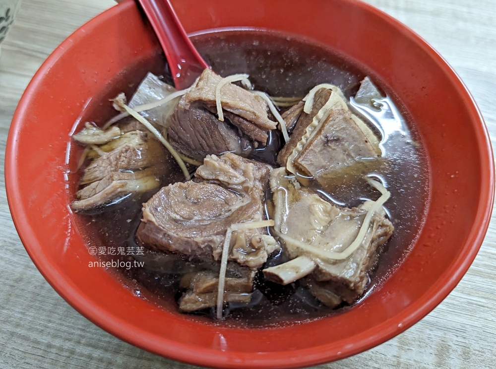 大碗公當歸羊肉，心心念念的黑金滷肉飯搬家後再訪，板橋區四維路美食(姊姊食記)