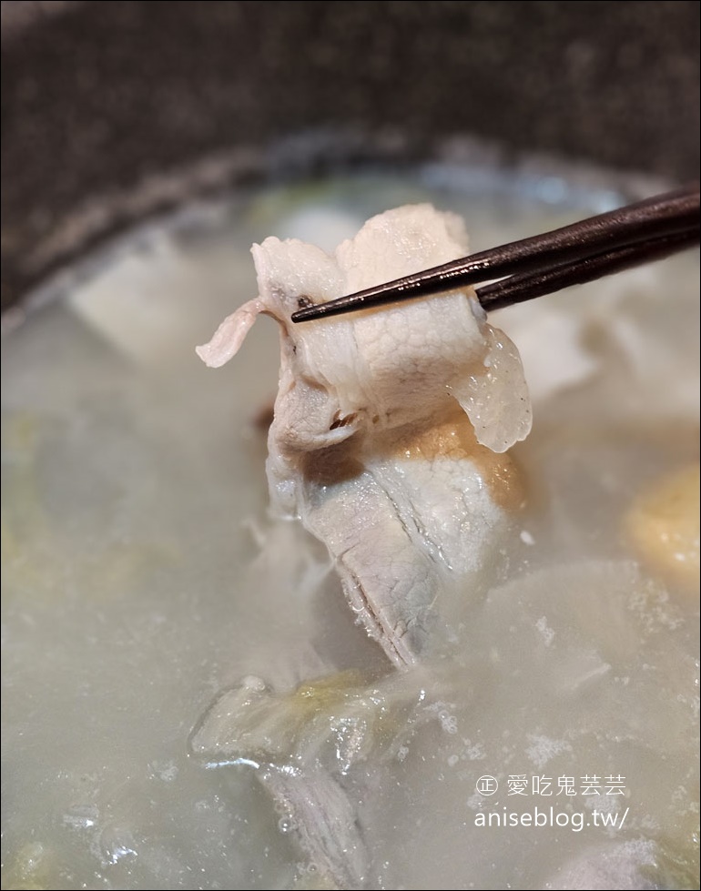 果貿吳媽家手工水餃，還有個人雞湯及個人鍋物哦！