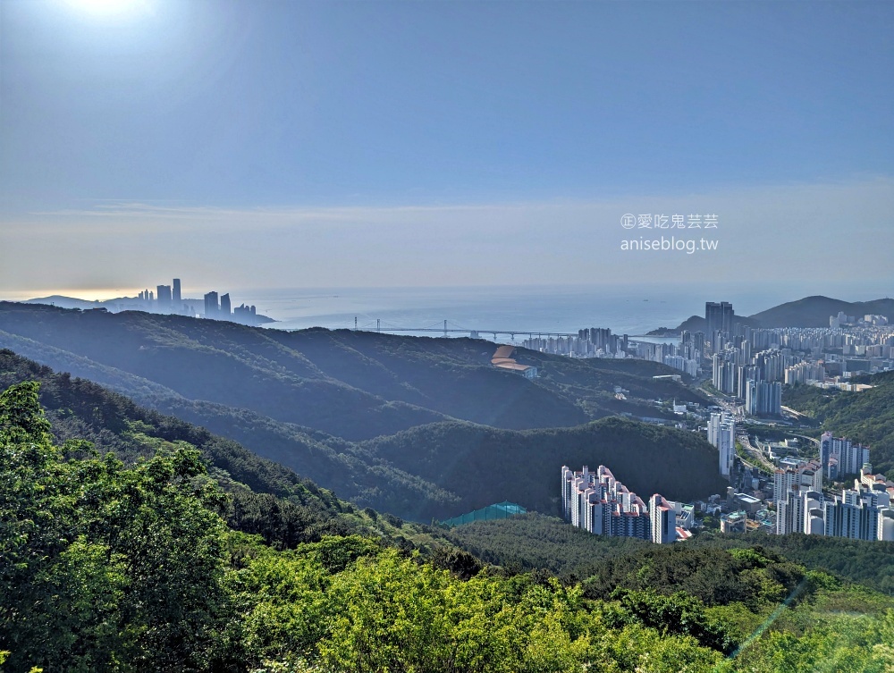 釜山夜景推薦景點，青鶴配水池展望台、荒嶺山烽燧臺、蓬萊山，交通方式(姊姊遊記)