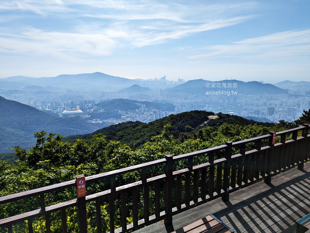 釜山夜景推薦景點，青鶴配水池展望台、荒嶺山烽燧臺、蓬萊山，交通方式(姊姊遊記)