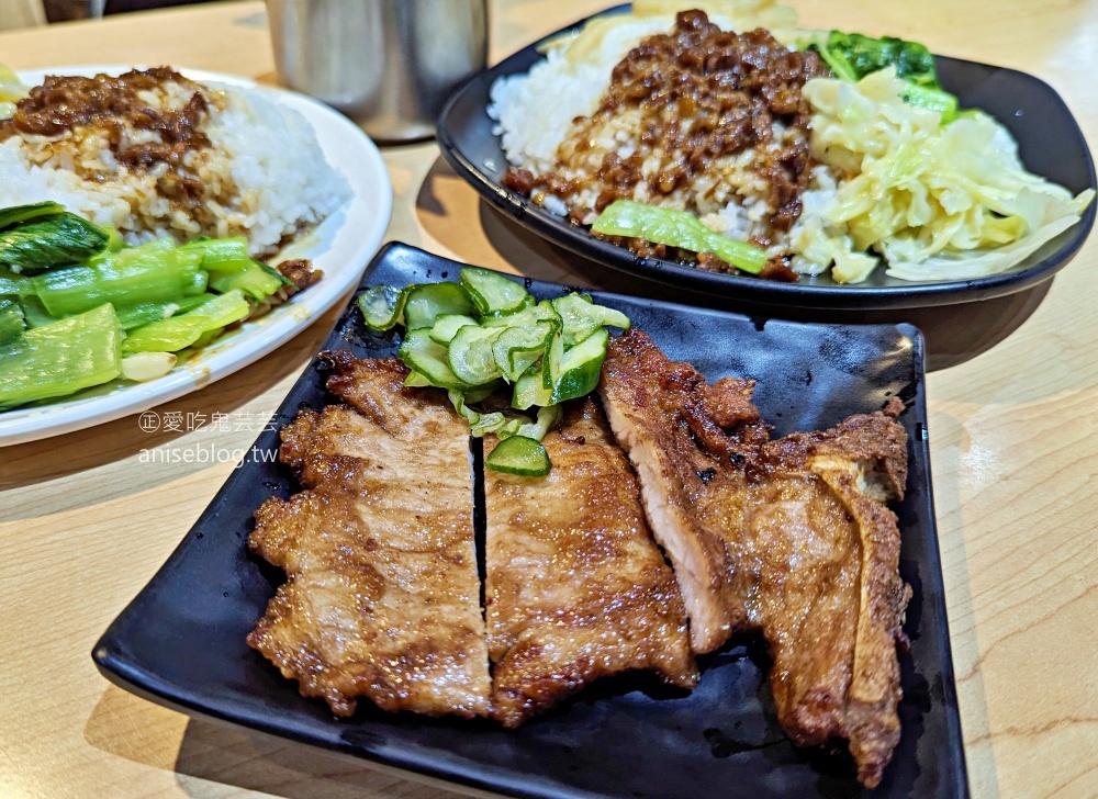 士林站榮華市場裡的美食老店-三福排骨(姊姊食記) @愛吃鬼芸芸