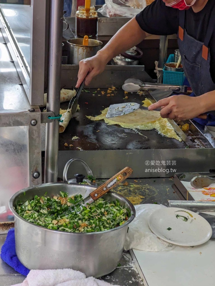 南機場無名蛋餅，早餐限定的排隊美食(姊姊食記)