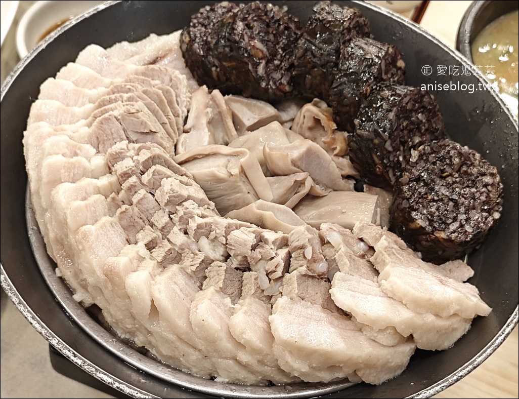 釜山美食 | 松亭3代豬肉湯飯、起奶油紅豆麵包 @西面站美食