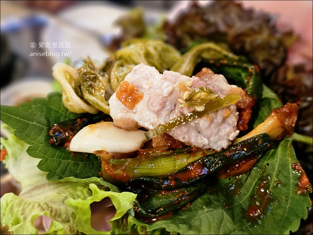 西面美食 | 釜山宅烤肉，超厚超大塊烤肉很過癮，搭配酸白菜很解膩