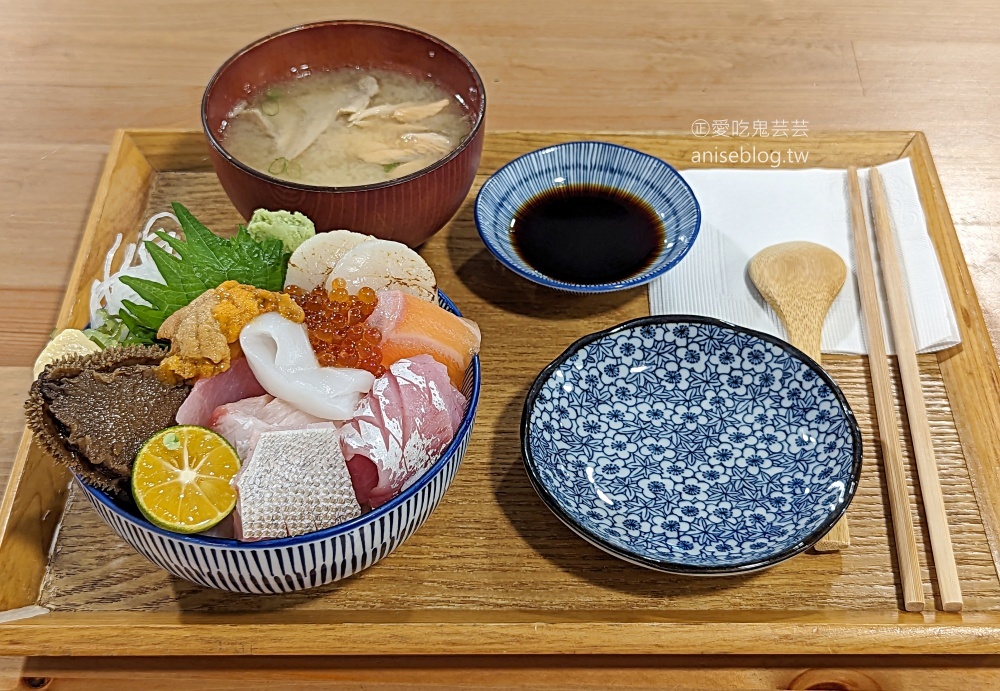 神樂市場，隱身菜市場裡的美味海鮮丼(姊姊食記)