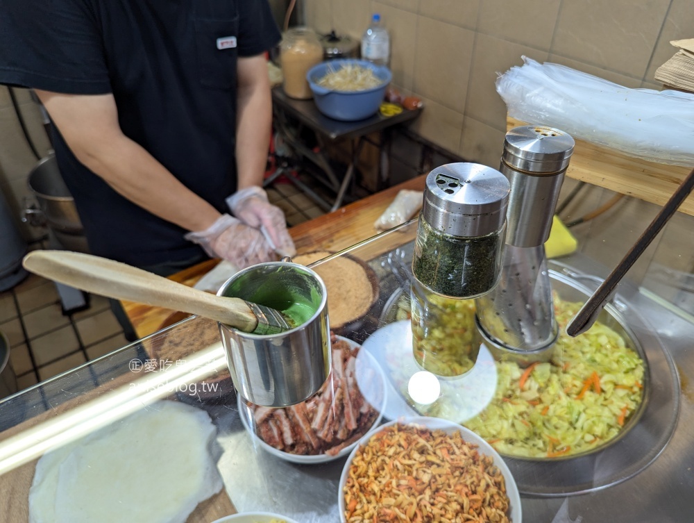 林良號潤餅，永樂市場排隊美食(姊姊食記)