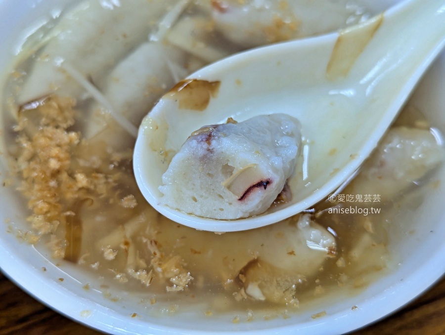 良泉小吃油飯、甜不辣，桃園南門市場旁美食(姊姊食記)