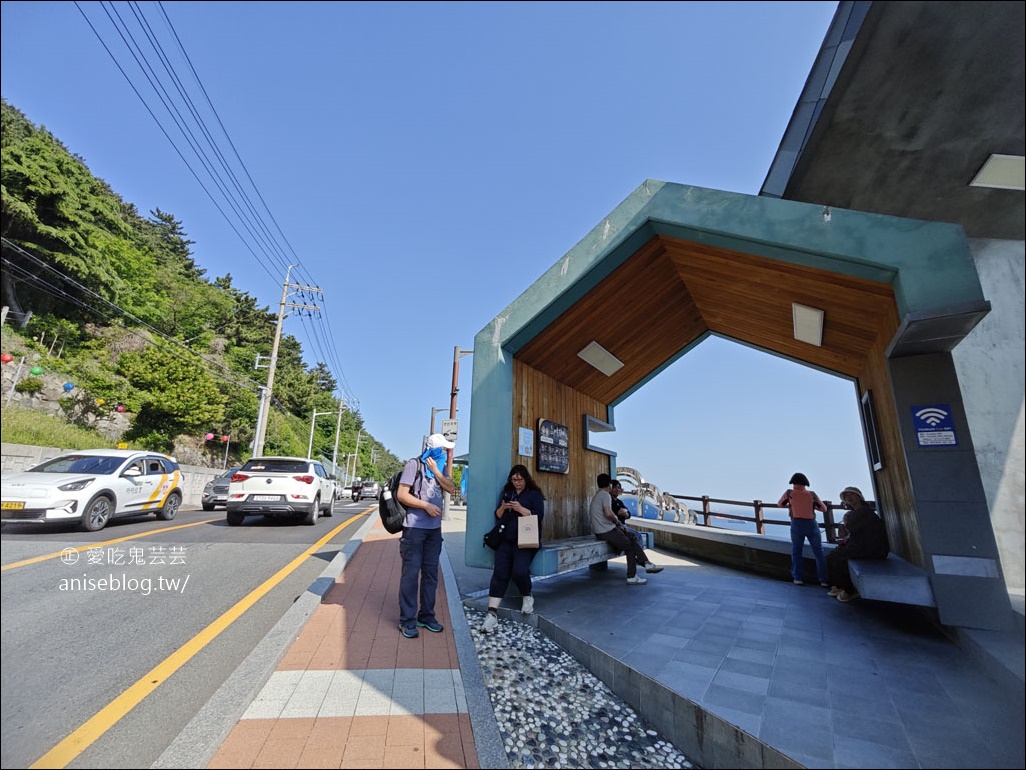 白淺灘文化村，難民村聚集地搖身一變濱海浪漫藝術村