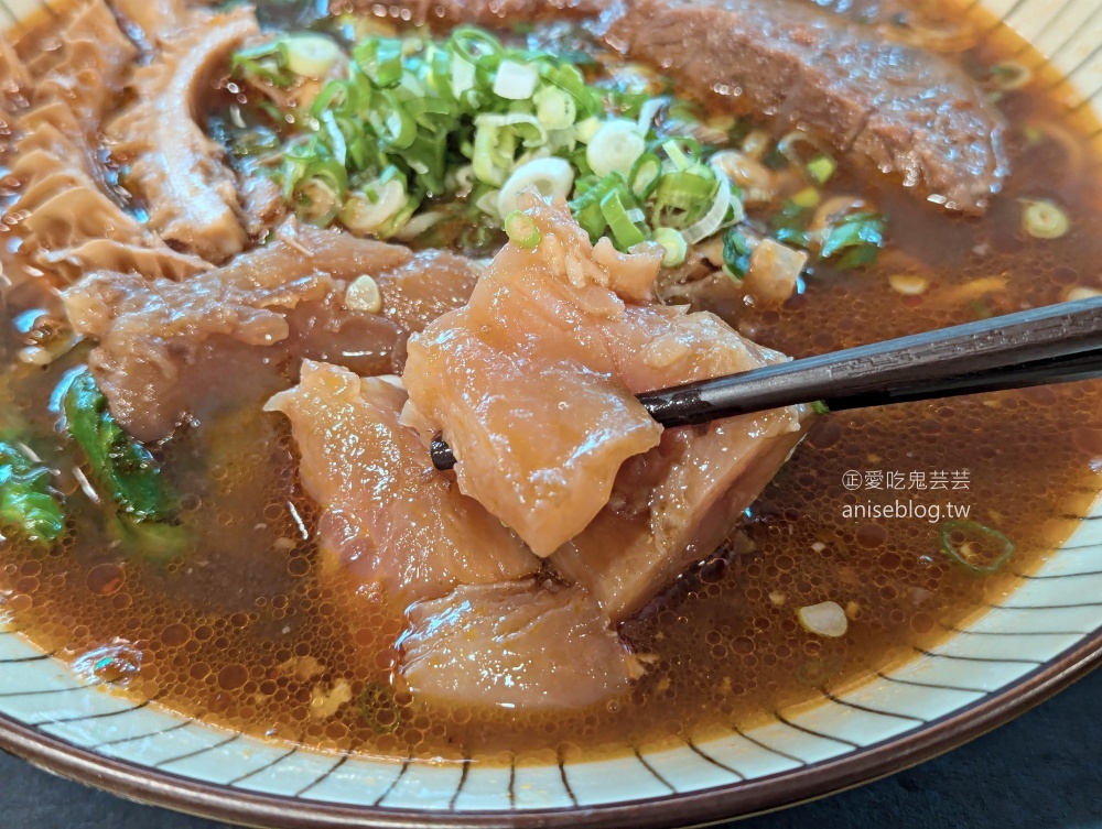 胖姐牛肉麵，成功市場美食小吃(姊姊食記)