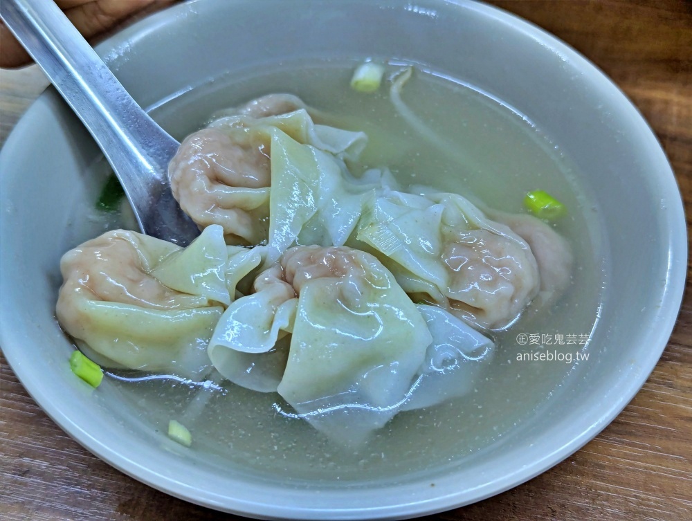 長腳麵食豬腳是招牌，基隆孝三路美食(姊姊食記)