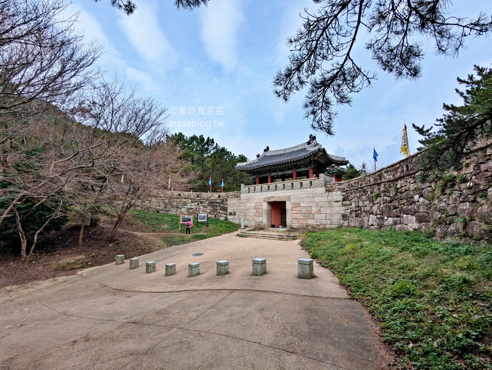 金剛公園纜車，金井山城南門，釜山賞楓景點(姊姊遊記)