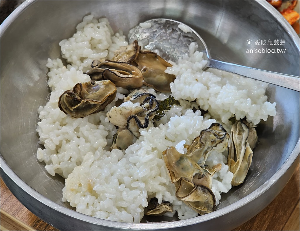 大邱八公山 | 媽媽飯桌(엄마밥상 침산동점)，黑白大廚的媽媽家常料理