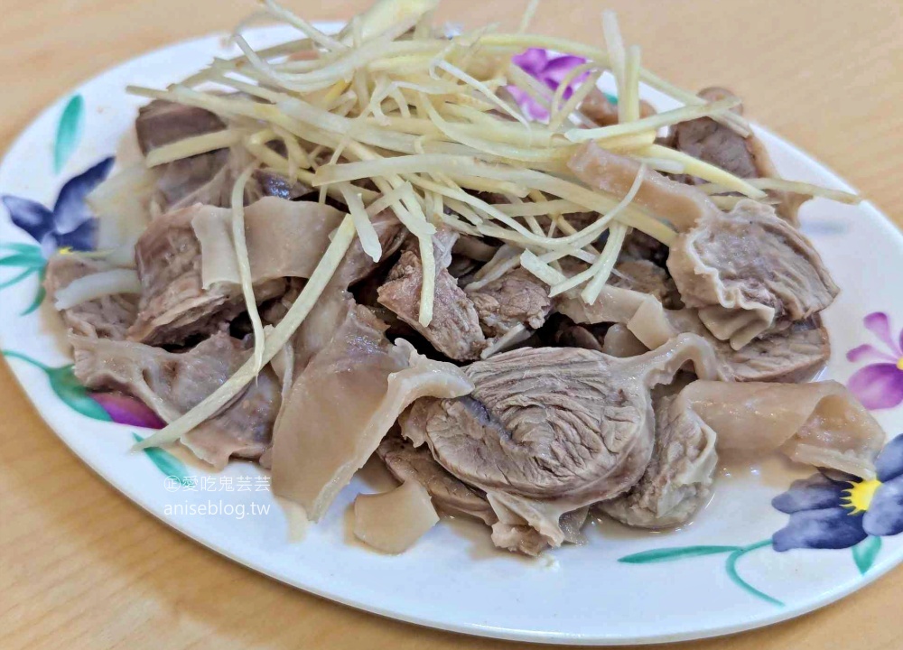 涼州街無名涼麵米粉湯，搬家後再訪，捷運大橋頭站美食(姊姊食記)