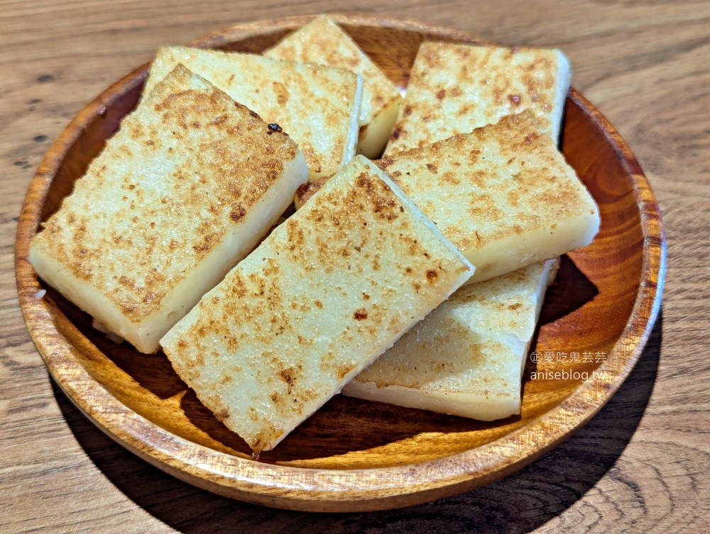 興安酥皮蛋餅專門店，板橋捷運新埔站美食(姊姊食記)