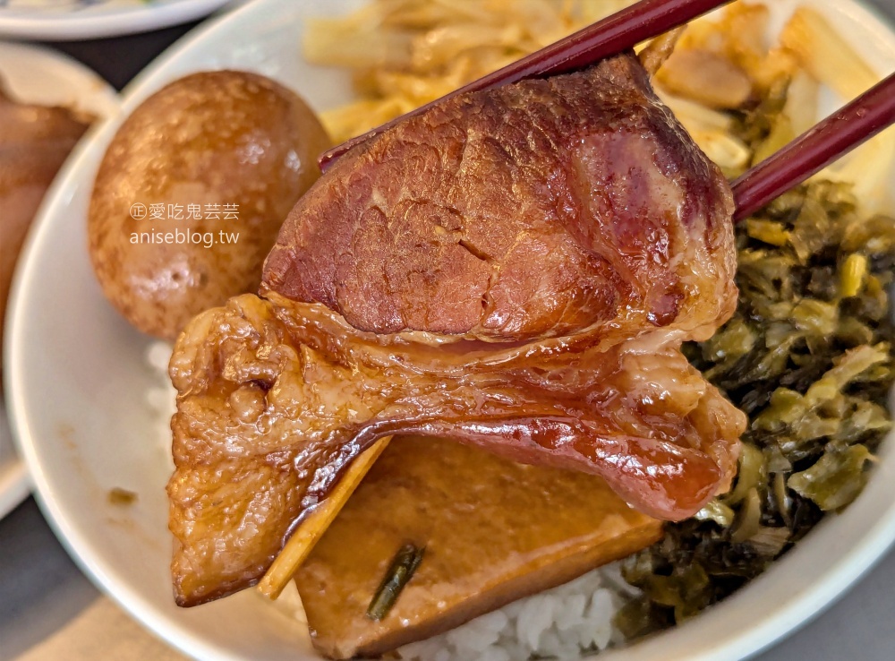 蔡家知高飯排骨酥麵，基隆三沙灣中船路美食(姊姊食記)