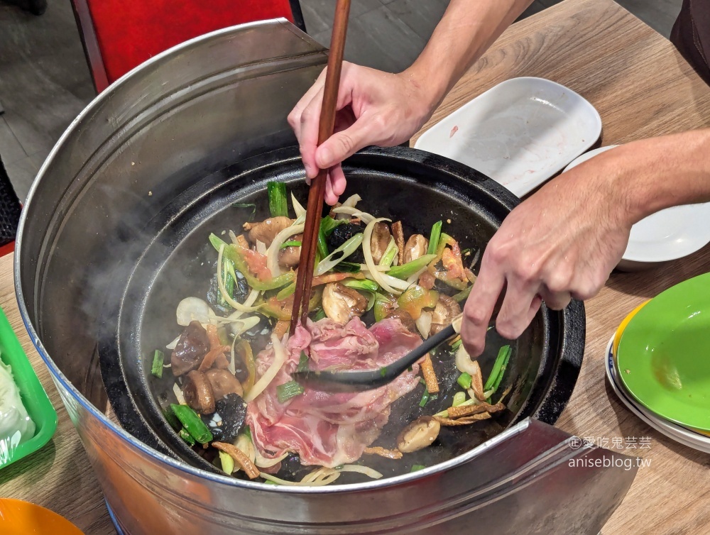 金川石頭火鍋，基隆潮境公園美食(姊姊食記) @愛吃鬼芸芸