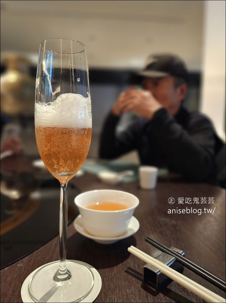 晶華軒@晶華酒店，預約困難米其林入選餐廳，必點的是？老饕都這樣吃！😋