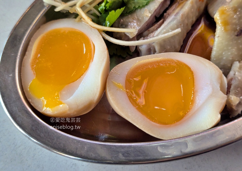 昶鴻麵點，華西街美食，米其林必比登推薦美食(姊姊食記)