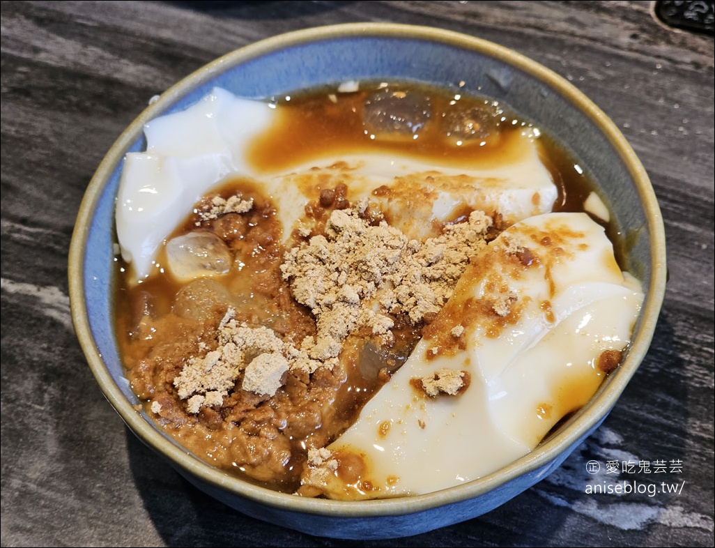 福柒涮涮鍋-桃園藝文店，蔬菜麵食自助吧、冰淇淋、霜淇淋、豆花奶酪吃到飽