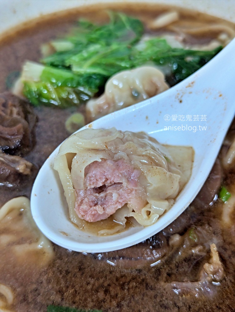 延平牛肉麵滷味也好吃，士林社子在地人氣美食(姊姊食記)