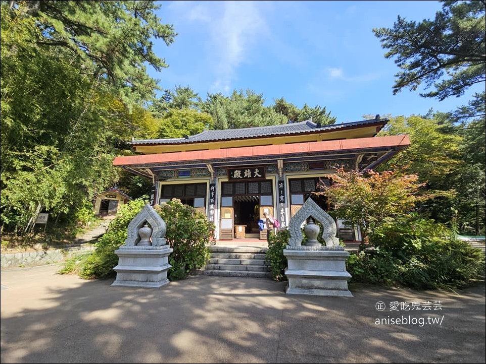 釜山景點 | 太宗台@影島，絕景海岸線、影島燈塔 + 烤貝吃起來！